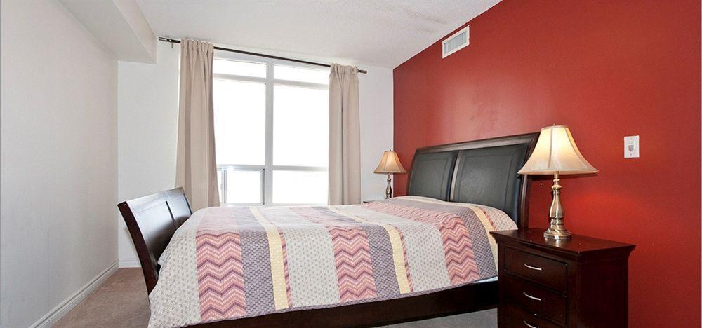 Downtown Mississauga Executive Suites Sq1 Buitenkant foto